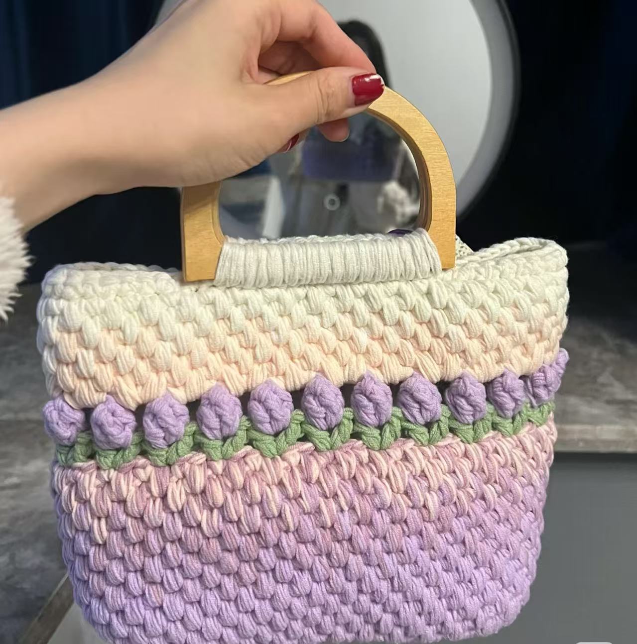 Any Bags order here,free shipping!!! only now!!!